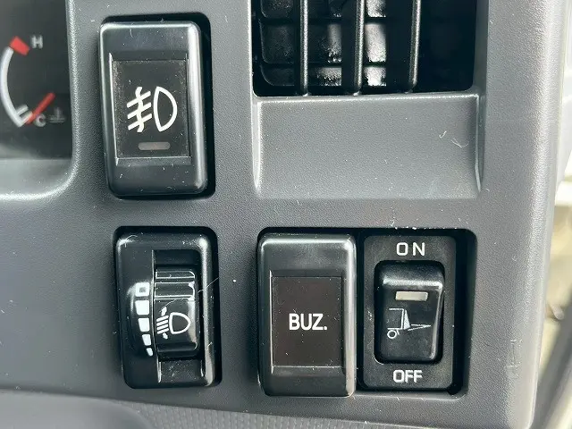 マツダ タイタン BDG-LPR85AN(2WD)の写真31