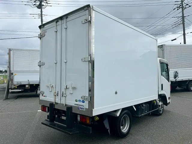 2トン積載 5トン限定 準中型免許 H28エルフ冷蔵冷凍車|いすゞ エルフ TPG-NLR85AN(未入力/関係無)の写真6