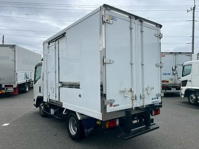 ハイキャブ 標準幅 10尺ボディ H28エルフ・冷蔵冷凍車|いすゞ エルフ TPG-NLR85AN(未入力/関係無)の写真8