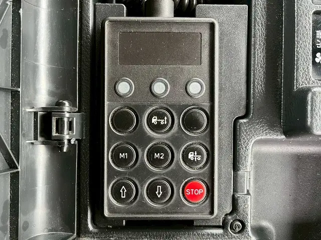 日野 プロフィア LKG-SH1EDAG(未入力/関係無)の写真31
