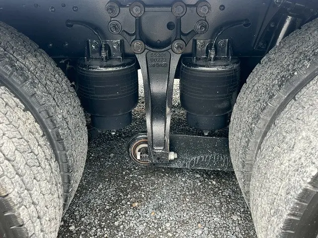 ＵＤ クオン QKG-CG5ZA(8x4)の写真44