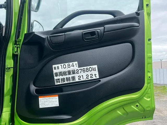日野 プロフィア QDG-SS1EKDA(6x4)の写真14