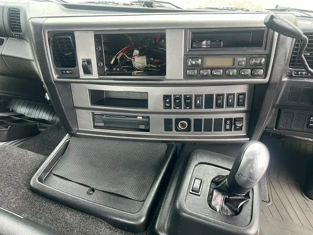 日野 プロフィア QDG-SS1EKDA(6x4)の写真23