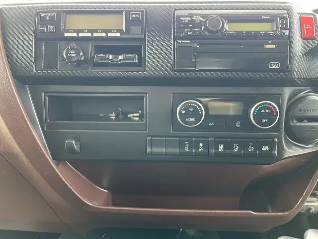 日野 レンジャー 2KG-FD2ABG(2WD)の写真29