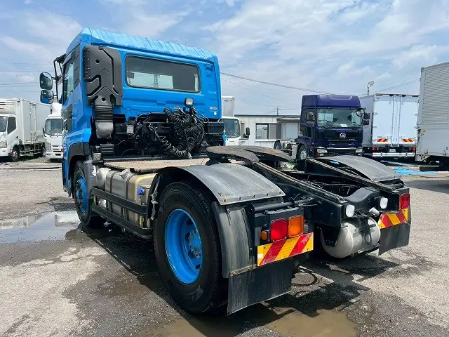 エスコット 後輪エアサス H28-クオン・トラクターヘッド|UD クオン QPG-GK5XAB(未入力/関係無)の写真9