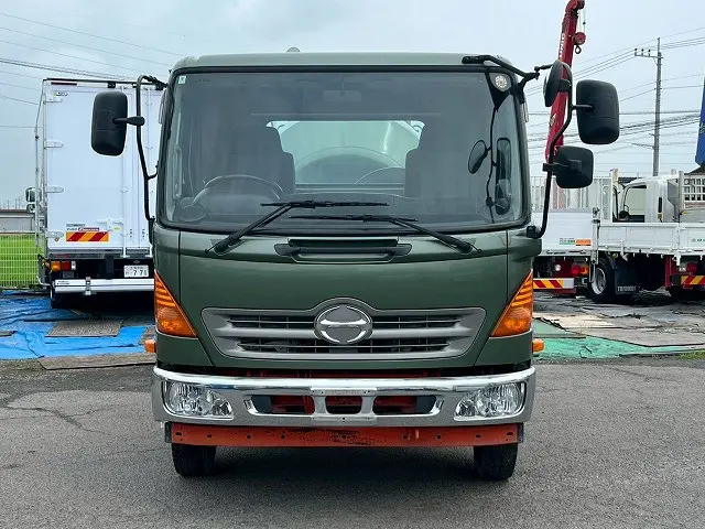 KYB 3.2立米 6速マニュアル H26-レンジャーミキサー車|日野 レンジャー TKG-FC9JCAA(未入力/関係無)の写真2