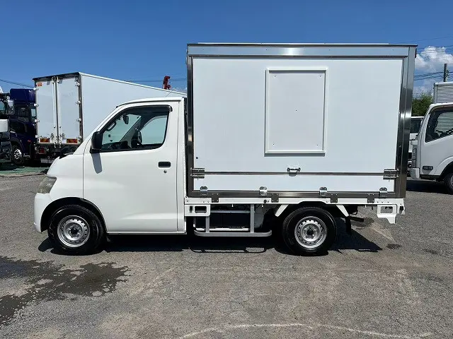 新型普通免許 AT限定 トヨタ 移動販売車|トヨタ タウンエーストラック DBF-S402U(未入力/関係無)の写真8