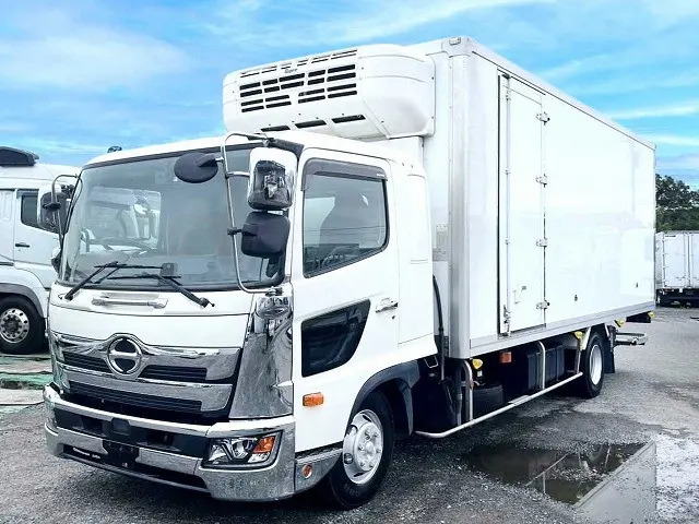レンジャー冷蔵冷凍車PG -30℃低温設定 6300 フルワイド|日野 レンジャー 2KG-FD2ABG(未入力/関係無)の写真1