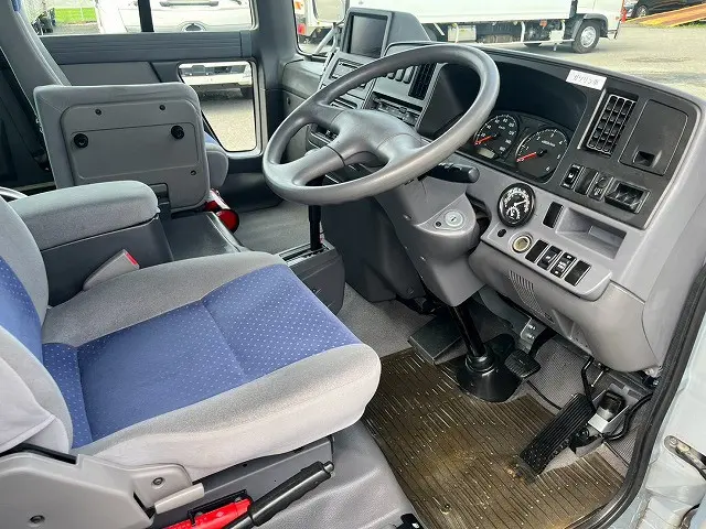 日産 シビリアン ABG-DHW41(2WD)の写真14