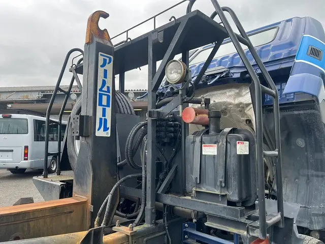 リアジャッキ 240馬力 6速MT H26-増トン 脱着装置付コンテナ専用車|三菱 ファイター QKG-FK72FZ(未入力/関係無)の写真12