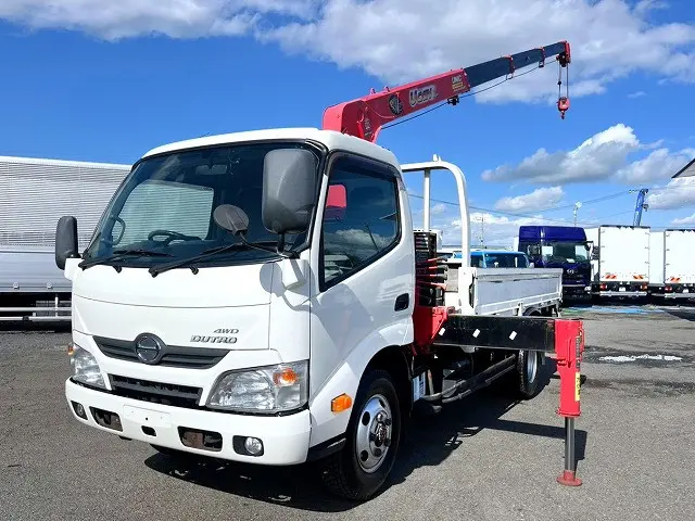 UNIC 4段ラジコン ロング H28-デュトロ・4段クレーン|日野 デュトロ TKG-XZU695M(4WD)の写真1