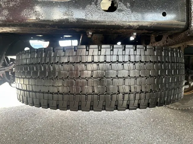 いすゞ フォワード TKG-FRR90S2(6x2)の写真48