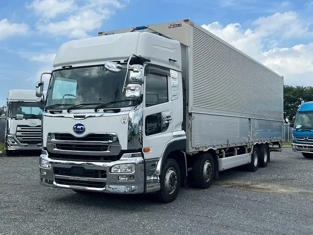 8×4 4軸低床2デフ 13.3トン積載|UD クオン QPG-CG5ZA(8x4)の写真2