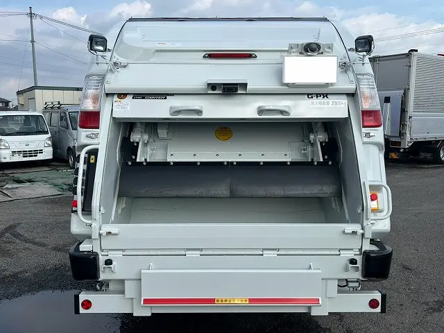 R8-キャンター・圧縮式塵芥車 車検付 登録済未使用車|三菱 キャンター 2RG-FEAV0(未入力/関係無)の写真10