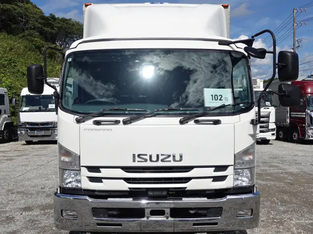 いすゞ フォワード 2RG-FRR90S2(2WD)の写真3