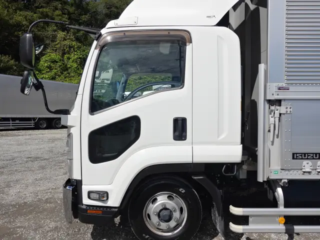 いすゞ フォワード 2RG-FRR90S2(2WD)の写真10