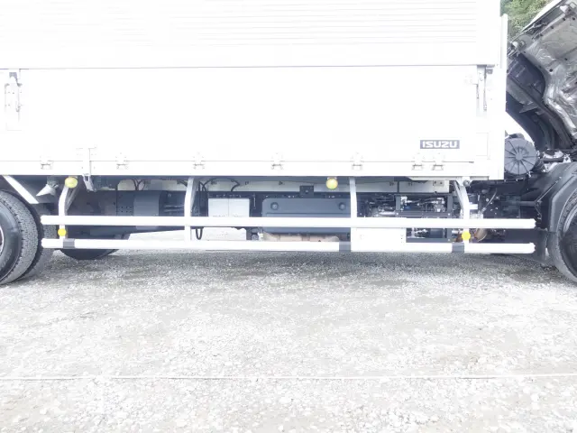 いすゞ フォワード 2RG-FRR90S2(2WD)の写真16