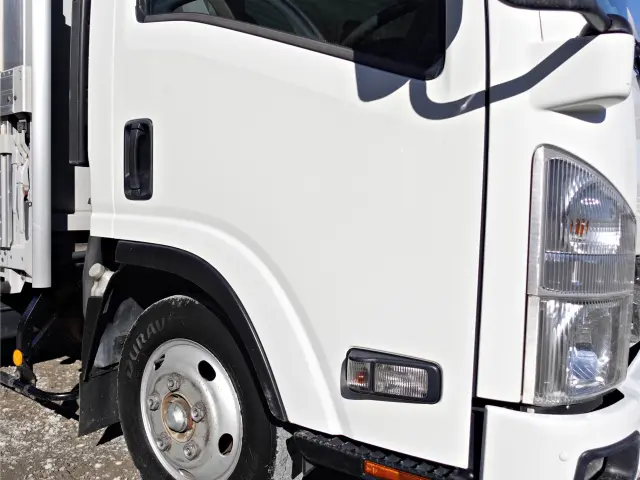 いすゞ エルフ TKG-NPR85AN(2WD)の写真5