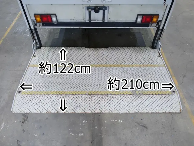 いすゞ エルフ TRG-NPR85AN(2WD)の写真4