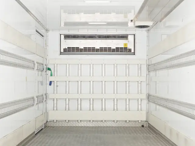 日野 レンジャー 2KG-FC2ABG(2WD)の写真22