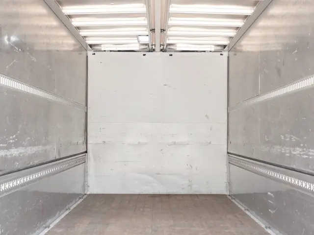 三菱 ファイター QKG-FK65FZ(2WD)の写真11