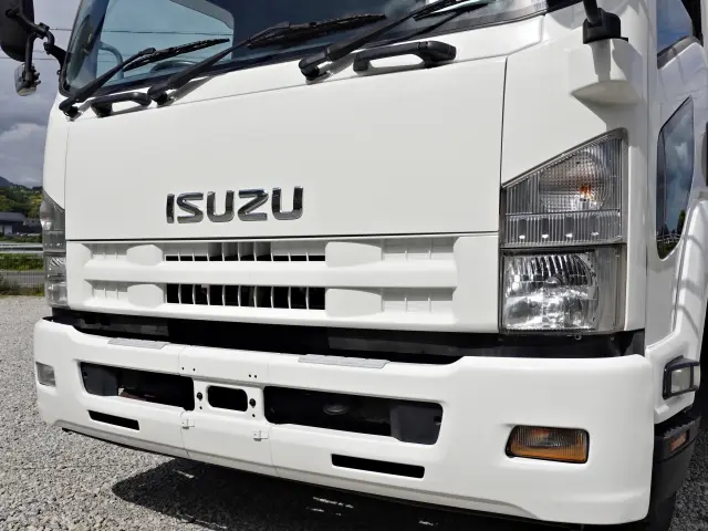 いすゞ フォワード LKG-FTR90S2(2WD)の写真4