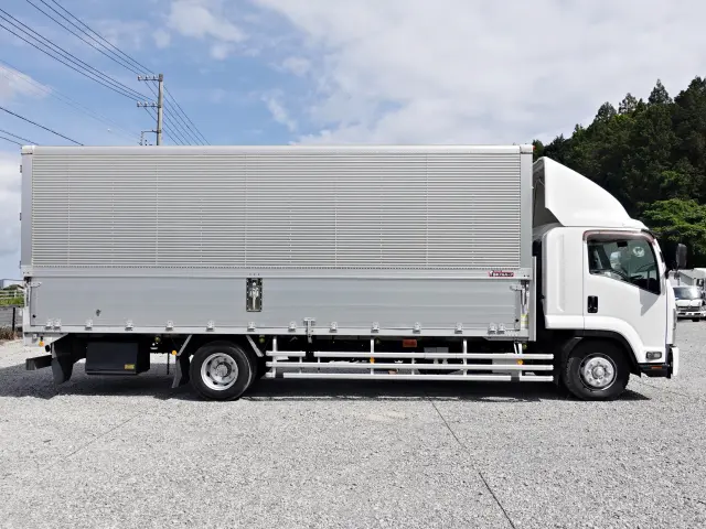いすゞ フォワード LKG-FTR90S2(2WD)の写真8