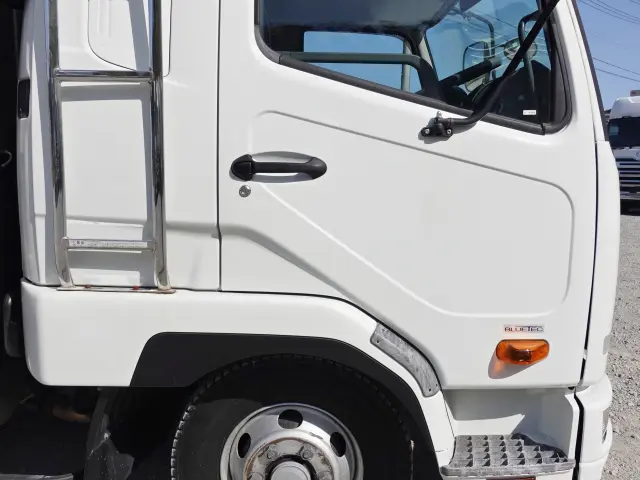 三菱 ファイター TKG-FK61F(2WD)の写真6