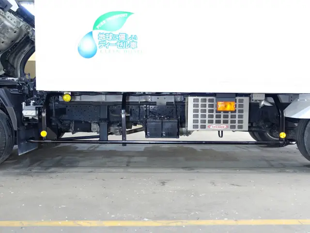 いすゞ エルフ TPG-NPS85AN(4WD)の写真14