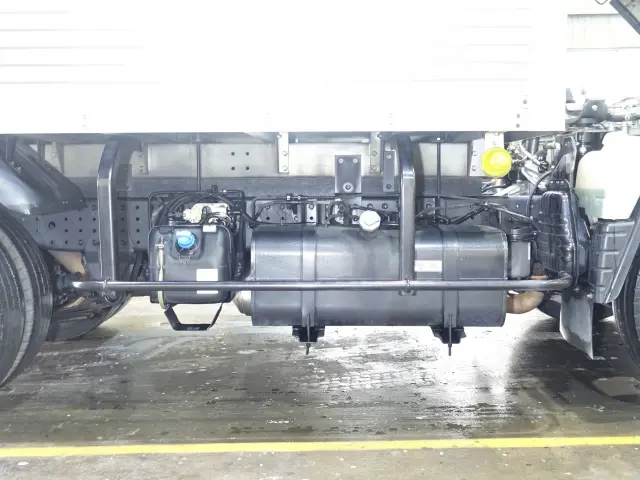 三菱 キャンター TPG-FEA50(2WD)の写真10