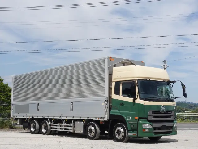 UD クオン QKG-CG5ZA(8x4)の写真20