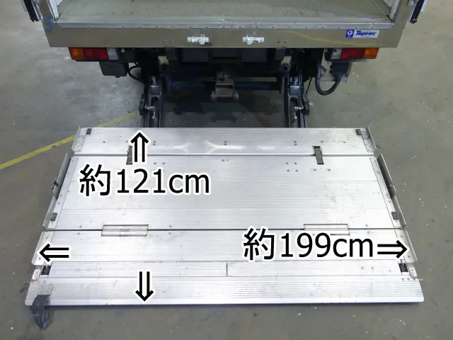 三菱 キャンター TPG-FEB20(2WD)の写真2