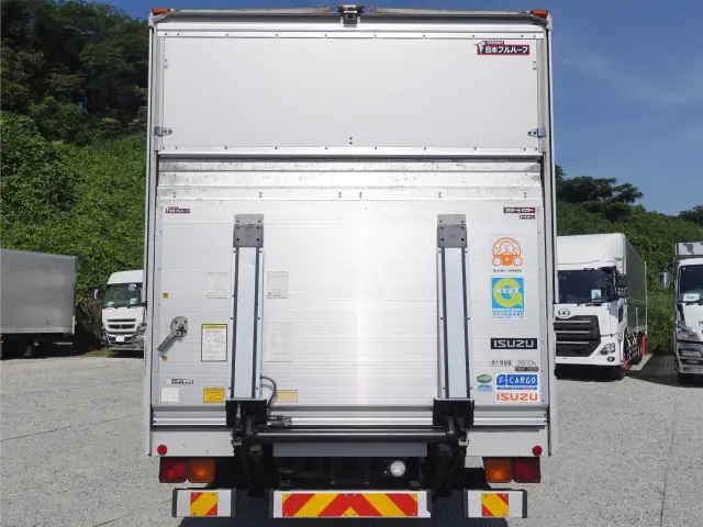 いすゞ フォワード TKG-FRR90S2(2WD)の写真6