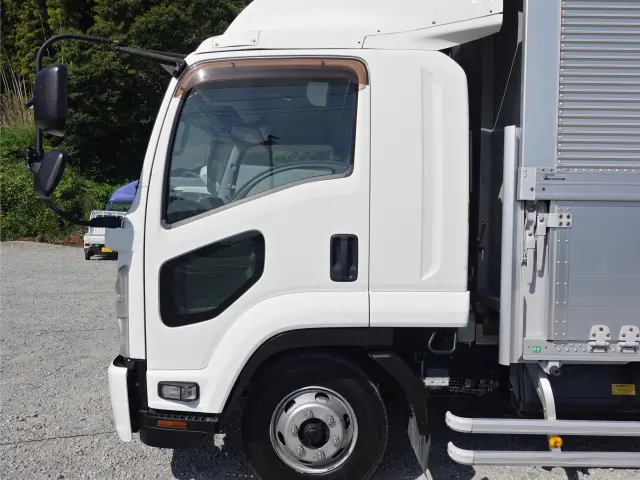 いすゞ フォワード TKG-FRR90S2(2WD)の写真8