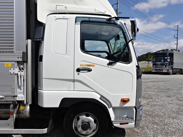 三菱 ファイター 2PG-FK64N(2WD)の写真7