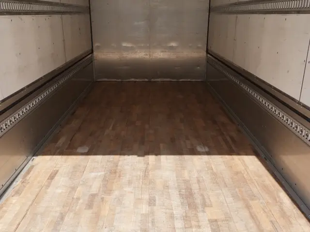 三菱 ファイター 2PG-FK64N(2WD)の写真18