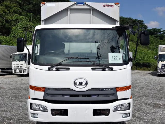 UD コンドル TKG-MK38L(2WD)の写真3