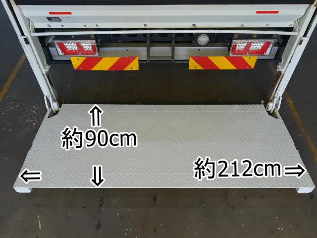 いすゞ フォワード TKG-FRR90S2(2WD)の写真4