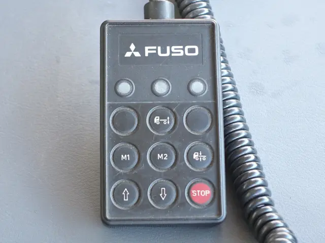 三菱 ファイター PJ-FK65FZ(2WD)の写真15