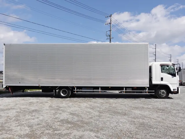 いすゞ フォワード TKG-FRR90T2(2WD)の写真8