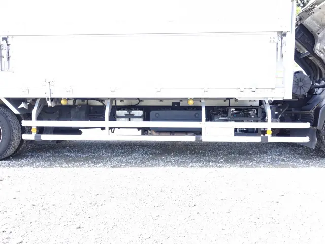 いすゞ フォワード 2RG-FRR90T2(2WD)の写真17