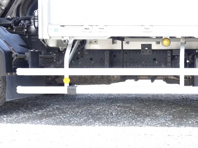 いすゞ フォワード 2RG-FRR90T2(2WD)の写真19