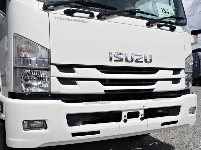 いすゞ フォワード TKG-FRR90T2(2WD)の写真5
