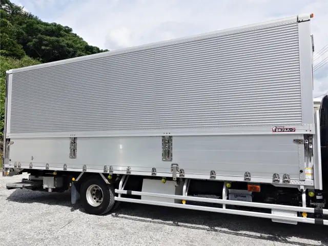 いすゞ フォワード TKG-FRR90T2(2WD)の写真8