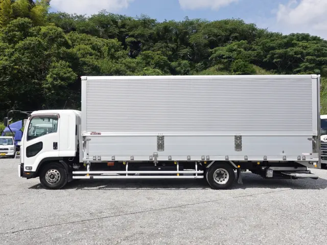 いすゞ フォワード TKG-FRR90T2(2WD)の写真13