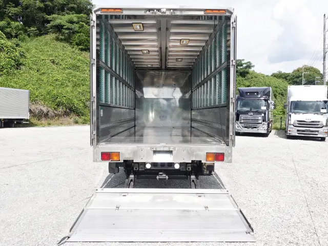 いすゞ フォワード TKG-FRR90T2(2WD)の写真19
