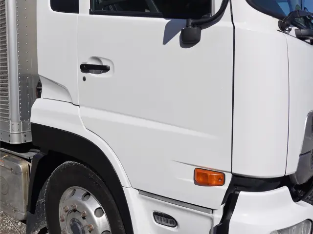 UD クオン QKG-CX5YA(6x4)の写真6