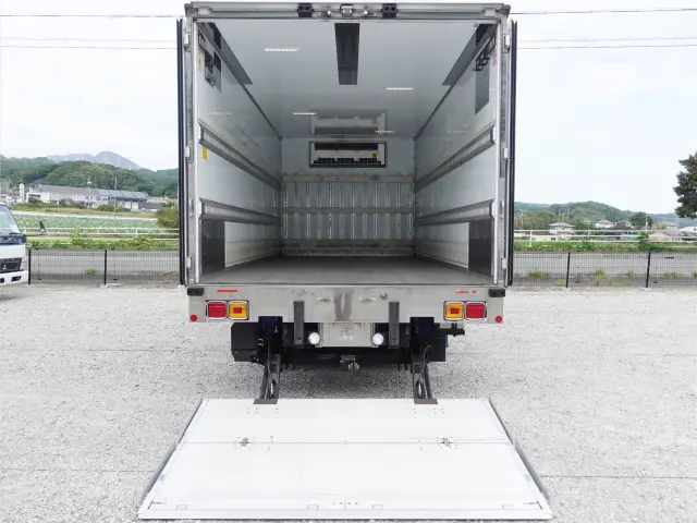 日野 レンジャー 2KG-FC2ABG(2WD)の写真10