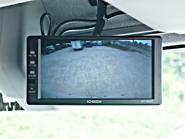 いすゞ フォワード 2RG-FRR90S2(2WD)の写真23