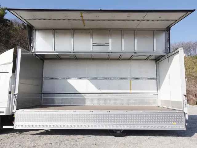 三菱 ファイター 2KG-FK64F(2WD)の写真13